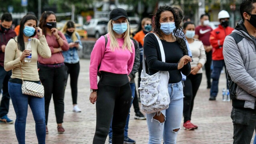 La pandemia en Colombia iría hasta junio de 2022, según el INS